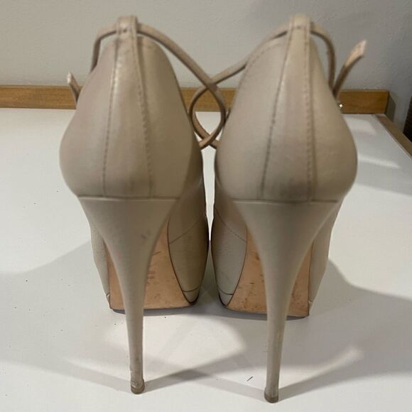 Giuseppe Zanotti Beige Leather Peep-toe Heels - Picture 6 of 9
